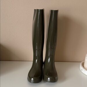 Chooka Olive Glossy Tall Rain Boots 6